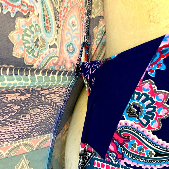 Colourful wrap dress - Picture 3 of 4